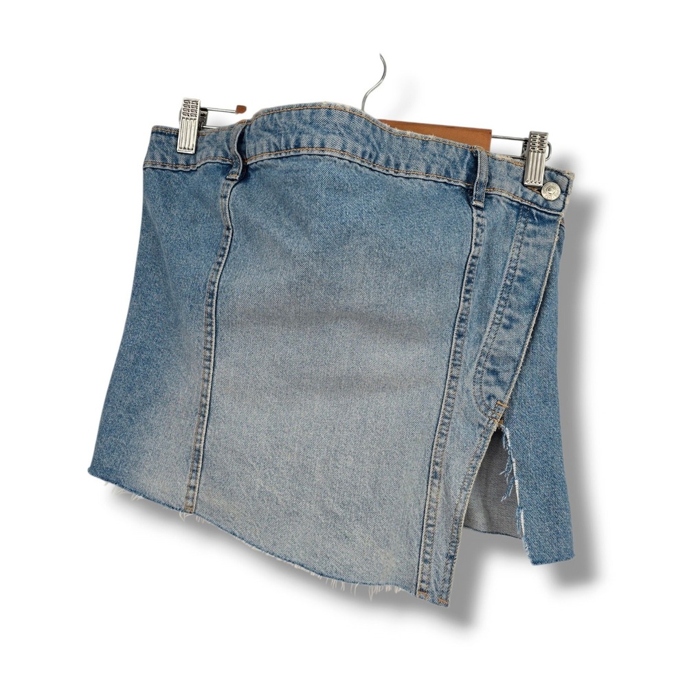 Zara Women Light Wash Denim Asymmetrical Strapless Tube Top Size Large Raw Hem
